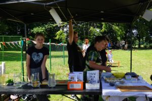 Žáci z Červených Janovic na zahradní slavnosti